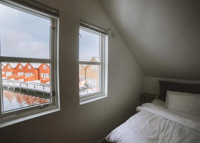 Fab Scenery Ballstad